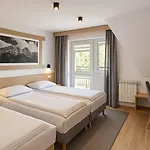 Jandor 3*
