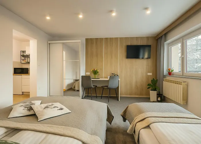 Jandor Ζακοπάνε