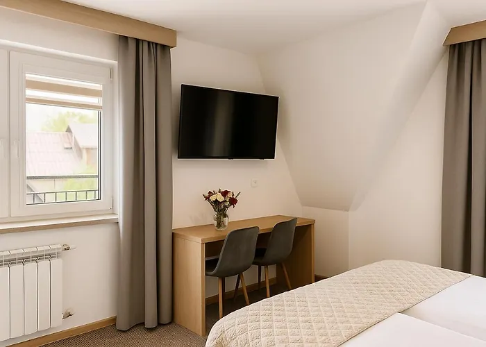 Jandor Ζακοπάνε