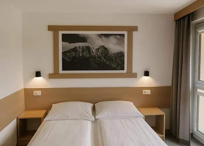 Jandor Ζακοπάνε